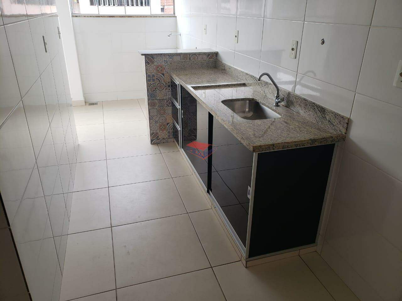 Casa à venda com 3 quartos, 85m² - Foto 12